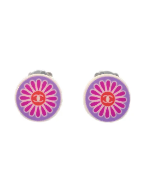 CHANEL Pre-Owned aretes con estampado floral y logo CC 2004