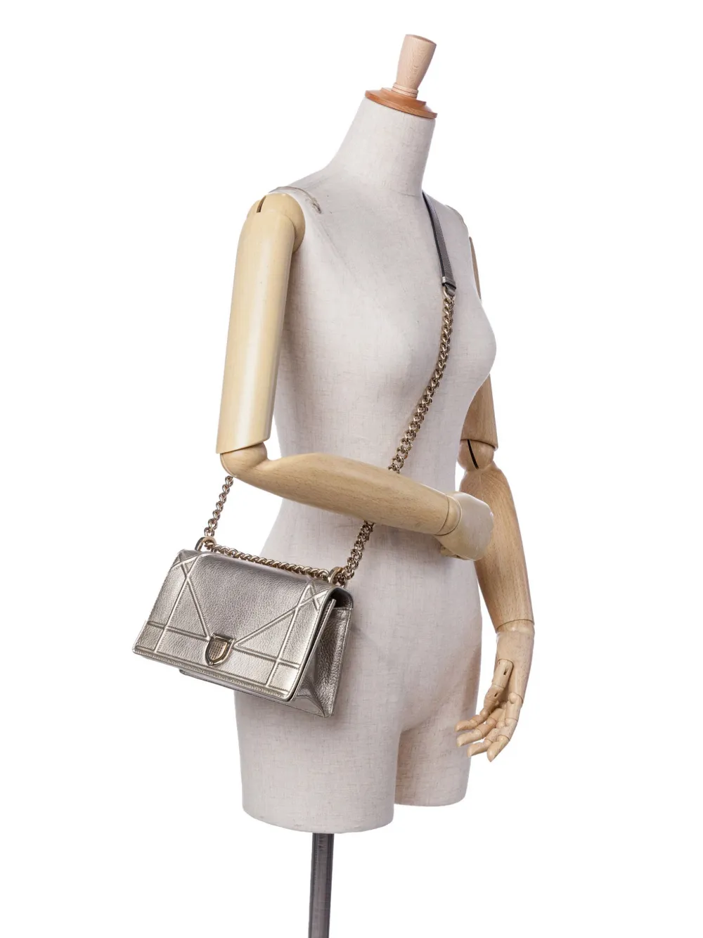 Christian Dior Pre-Owned 2017 Small Metallic Grained Calfskin Diorama Flap crossbody bag | Pre-Owned | Image 2