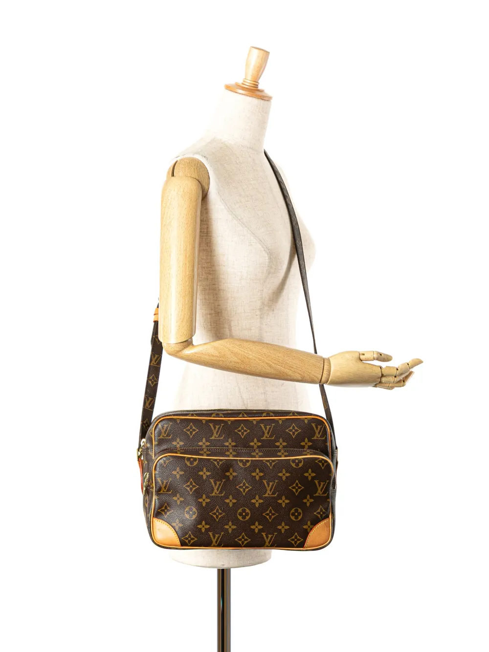 Pre-owned Louis Vuitton 2003 Monogram Nil Crossbody Bag