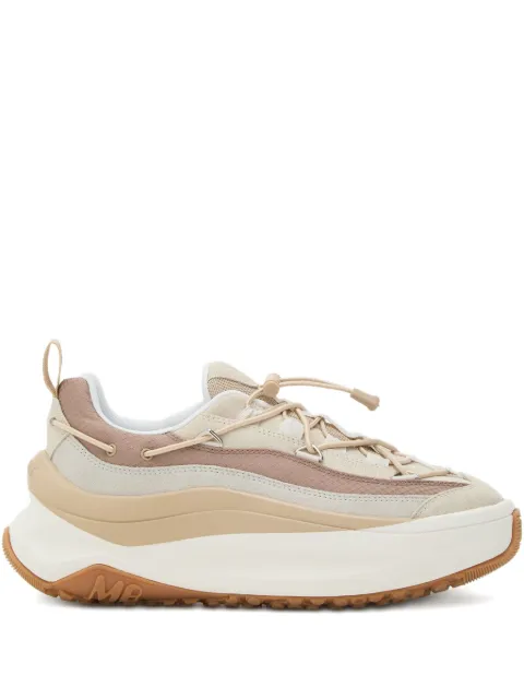 Moon Boot tenis con agujetas y plataforma