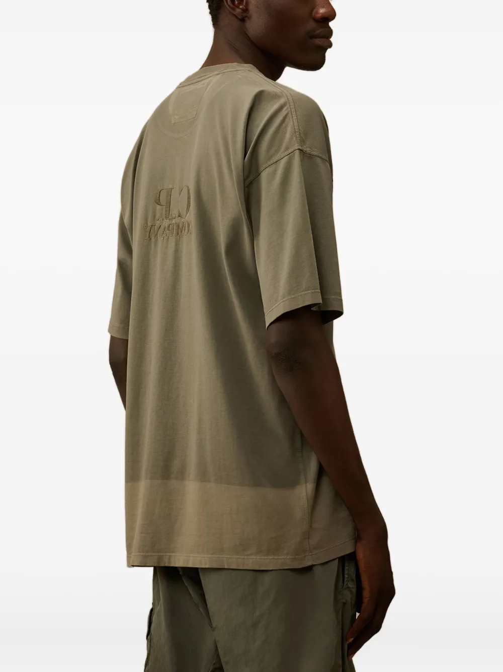 C.P. Company embossed-logo T-shirt Grijs