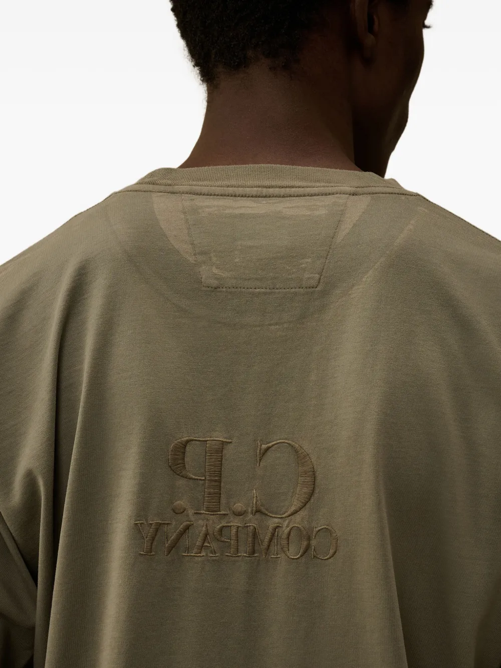 C.P. Company embossed-logo T-shirt Grijs