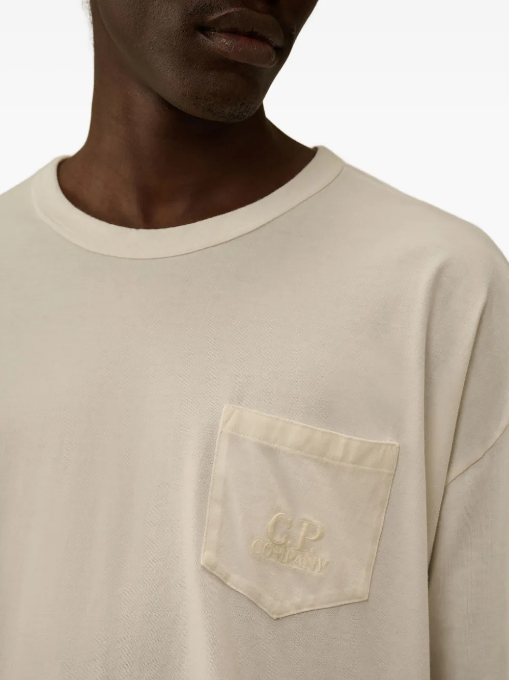 C.P. Company embroidered-pocket T-shirt Wit