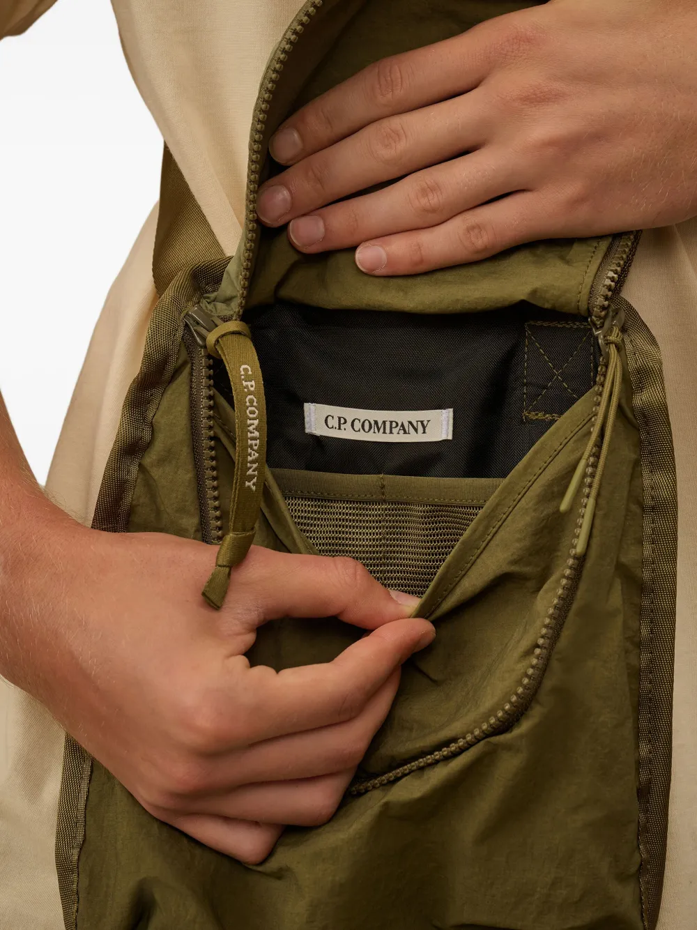 C.P. Company Messengertas met geborduurd logo Groen