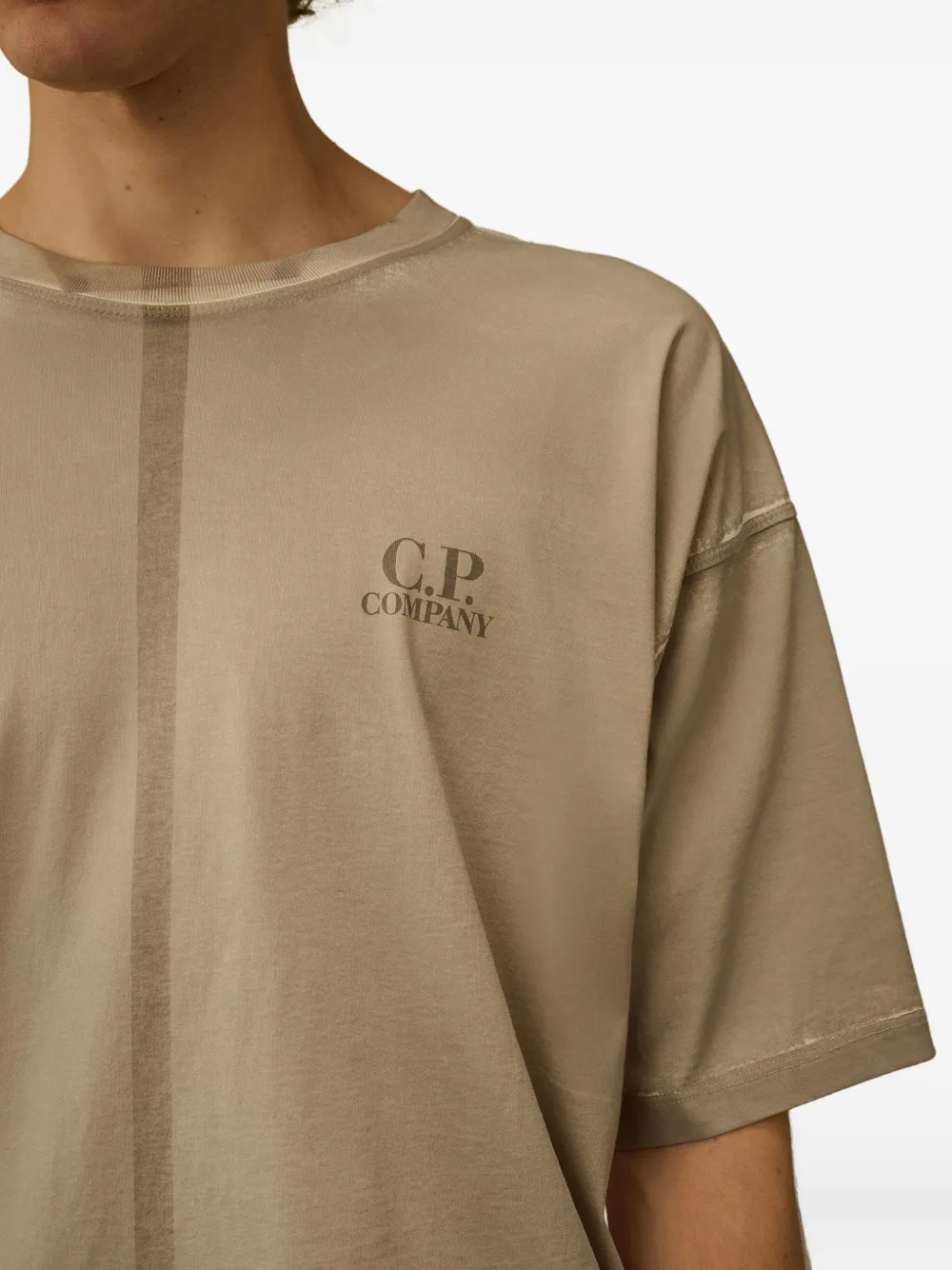 C.P. Company Katoenen T-shirt met centrale naad Beige