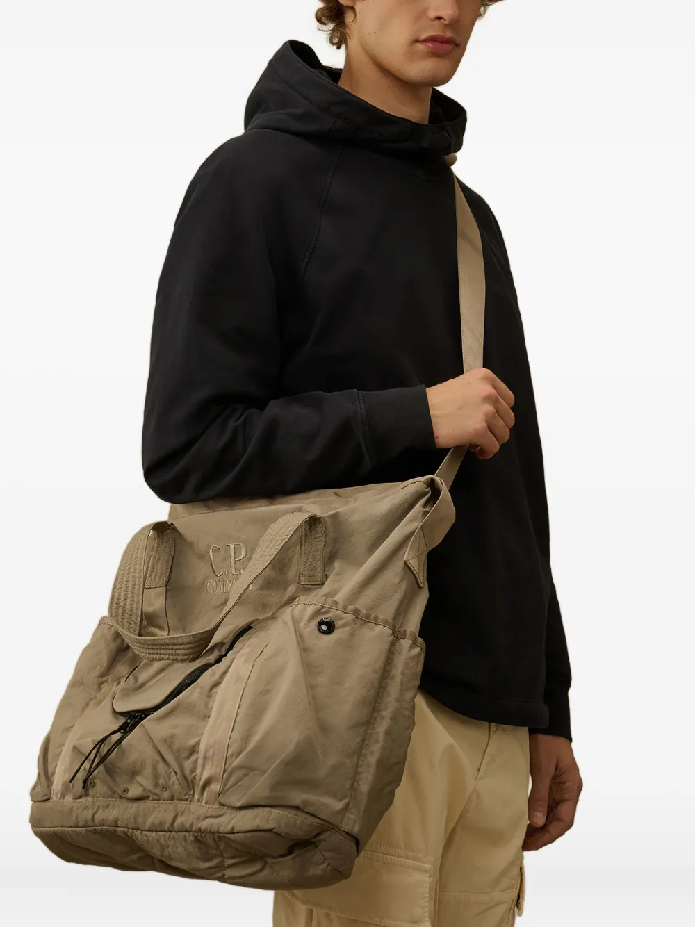 C.P. Company logo-embroidered tote bag | Image 2