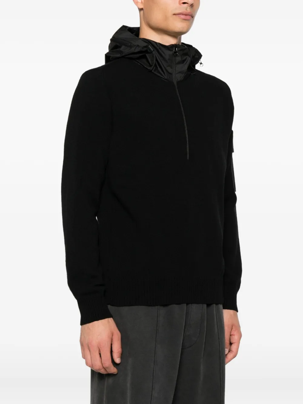 C.P. Company Trui met halve rits en capuchon Zwart