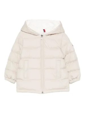 MONCLER 白マフラー Moncler | Fall-Winter 2024 Collection
