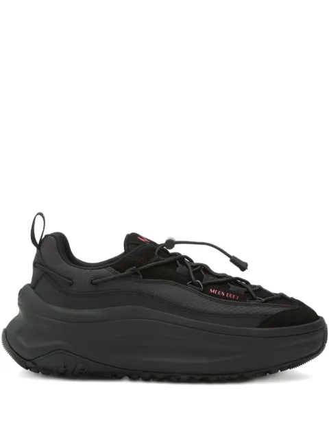 Moon Boot tenis con agujetas y plataforma