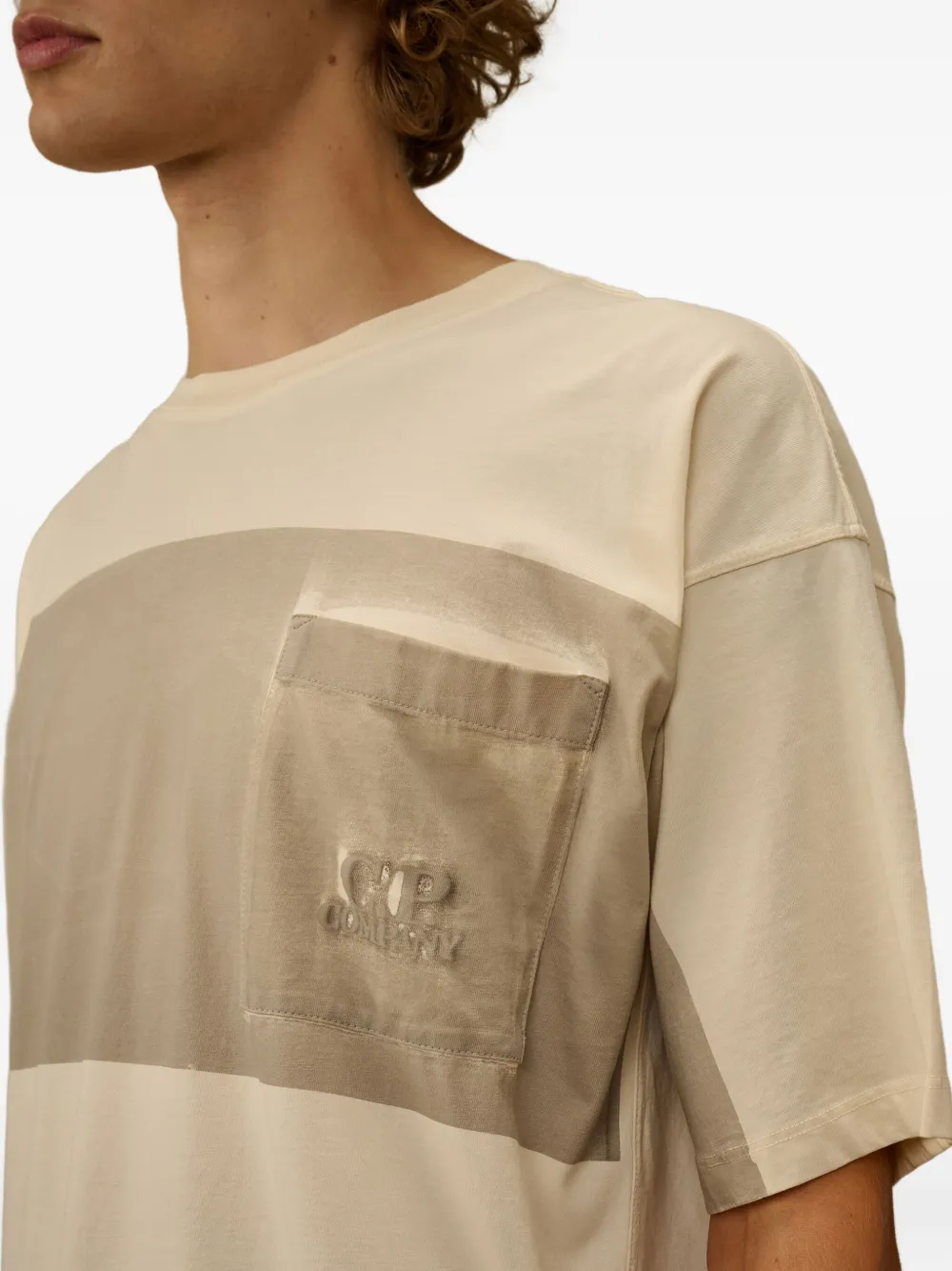 C.P. Company T-shirt met zak Beige