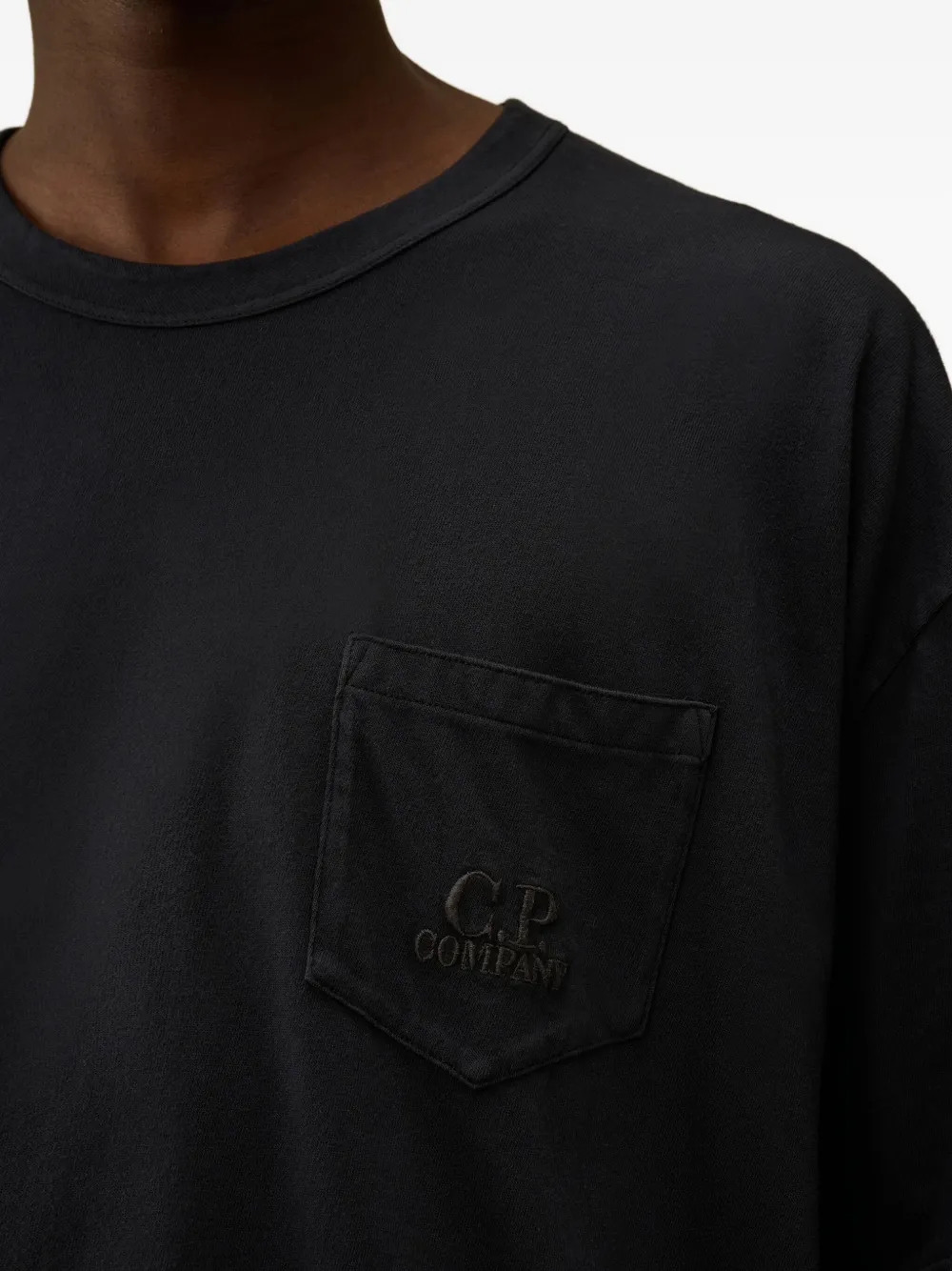 C.P. Company T-shirt met geborduurde zak Blauw