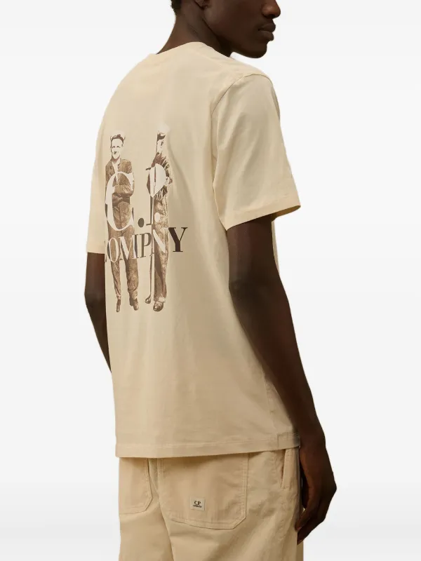 C.P. Company ロゴ Tシャツ | ニュートラル | FARFETCH JP