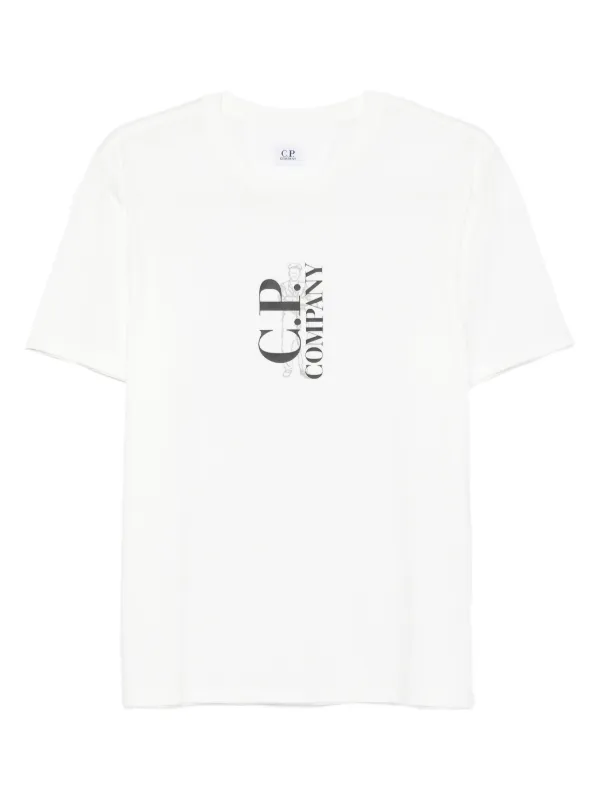 【送料&関税込】C.P. Company White T-shirt With Logo Printed C.P. Company logo-print Cotton T-shirt | White | FARFETCH