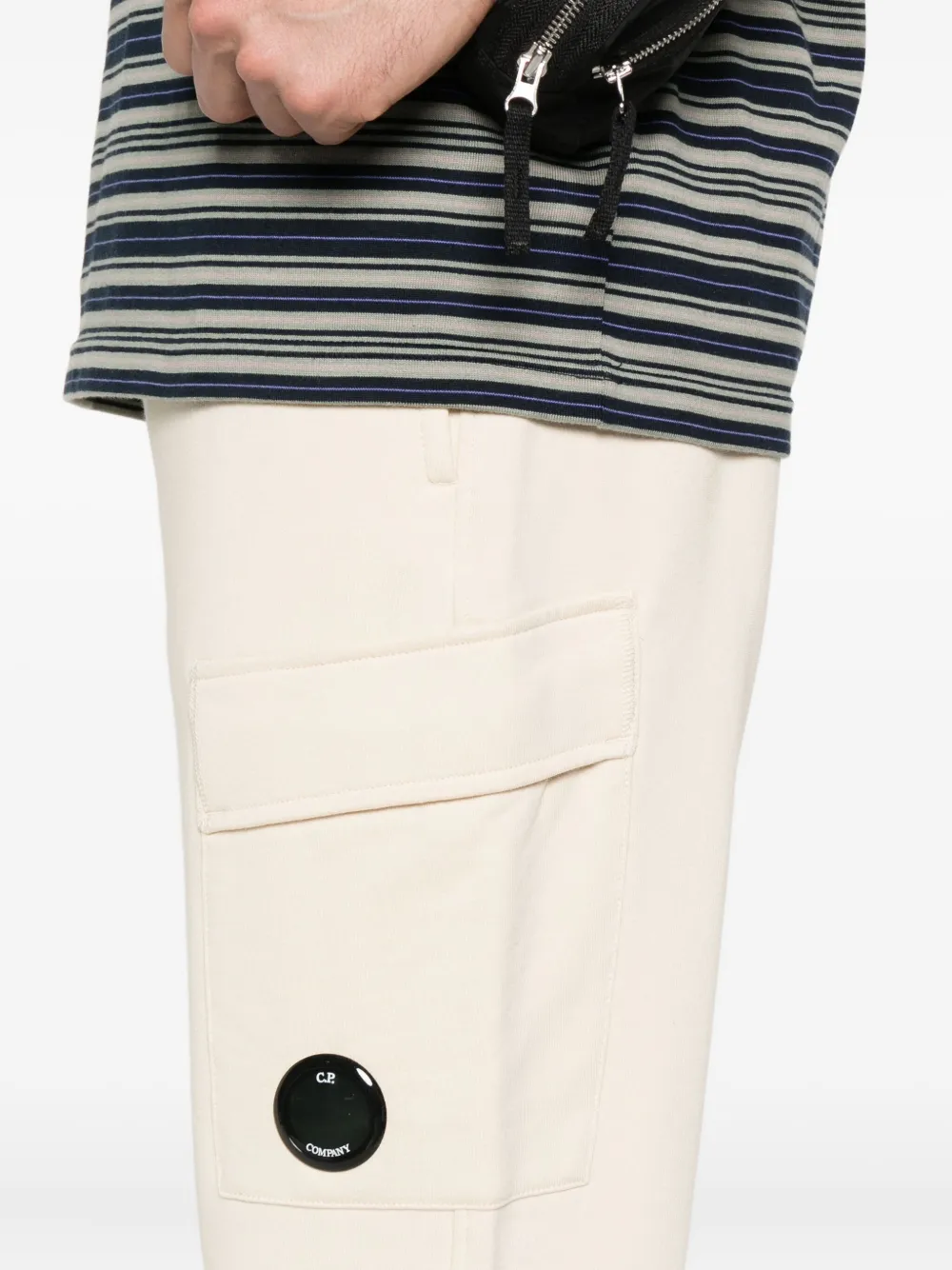 C.P. Company Broek met zak en Lens-detail Beige