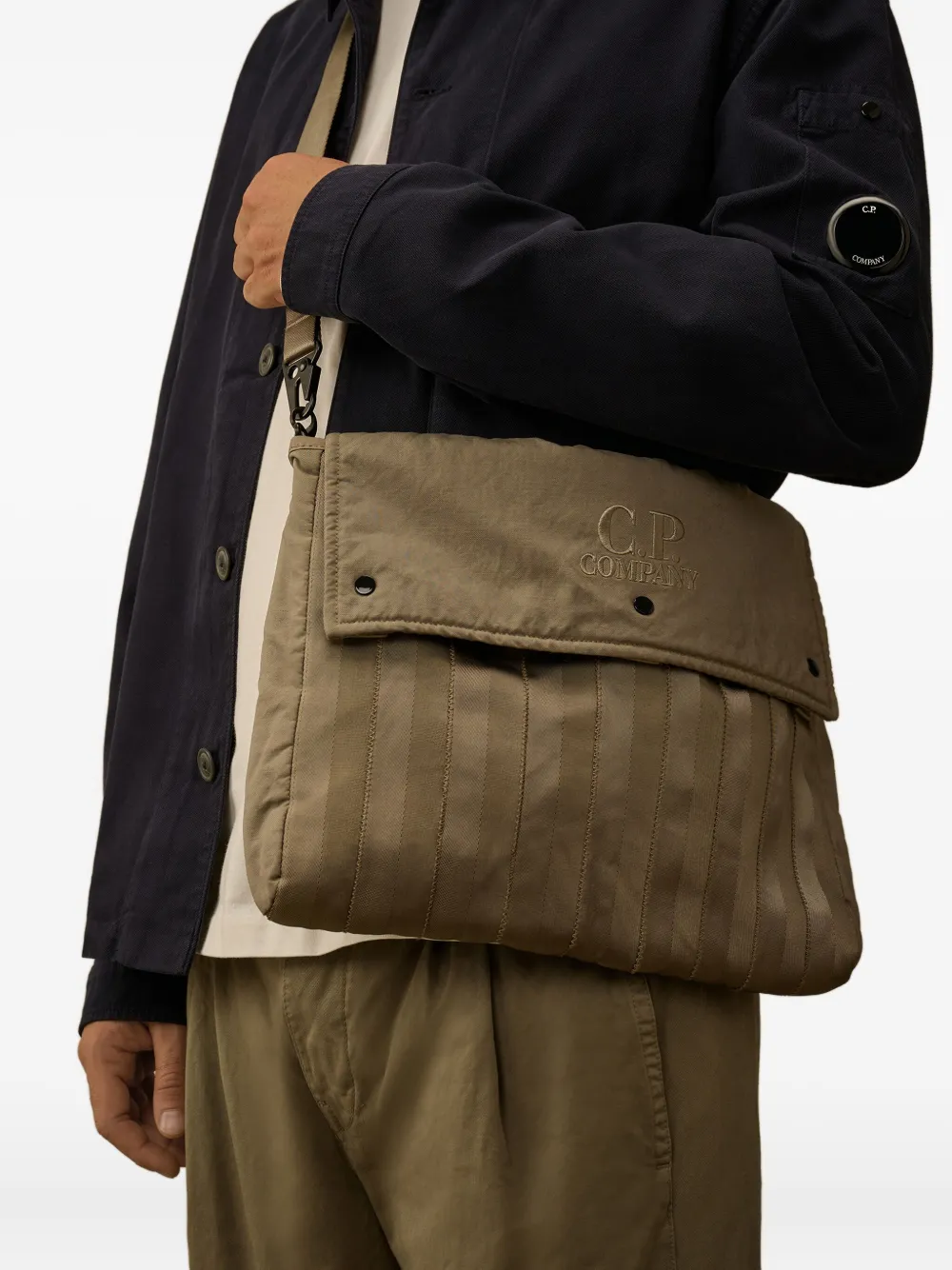 C.P. Company Schoudertas met visgraatpatroon Grijs