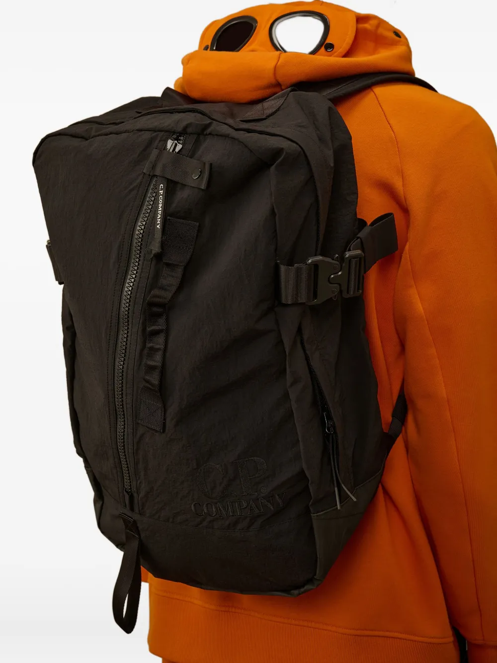 C.p. Company 19cmac121a110188g 999 Black In Black