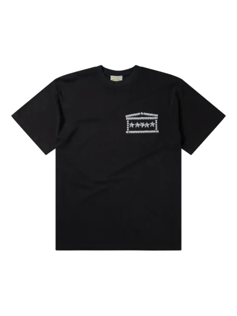 Aries playera con apliques de estrella