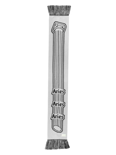 Aries mascada con flecos y columna estampada