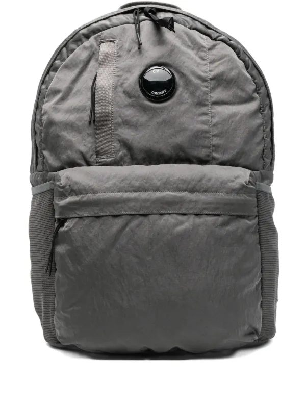 C.P. COMPANY バックパック　定価46,200 C.P. Company レンズディテール バックパック | グレー