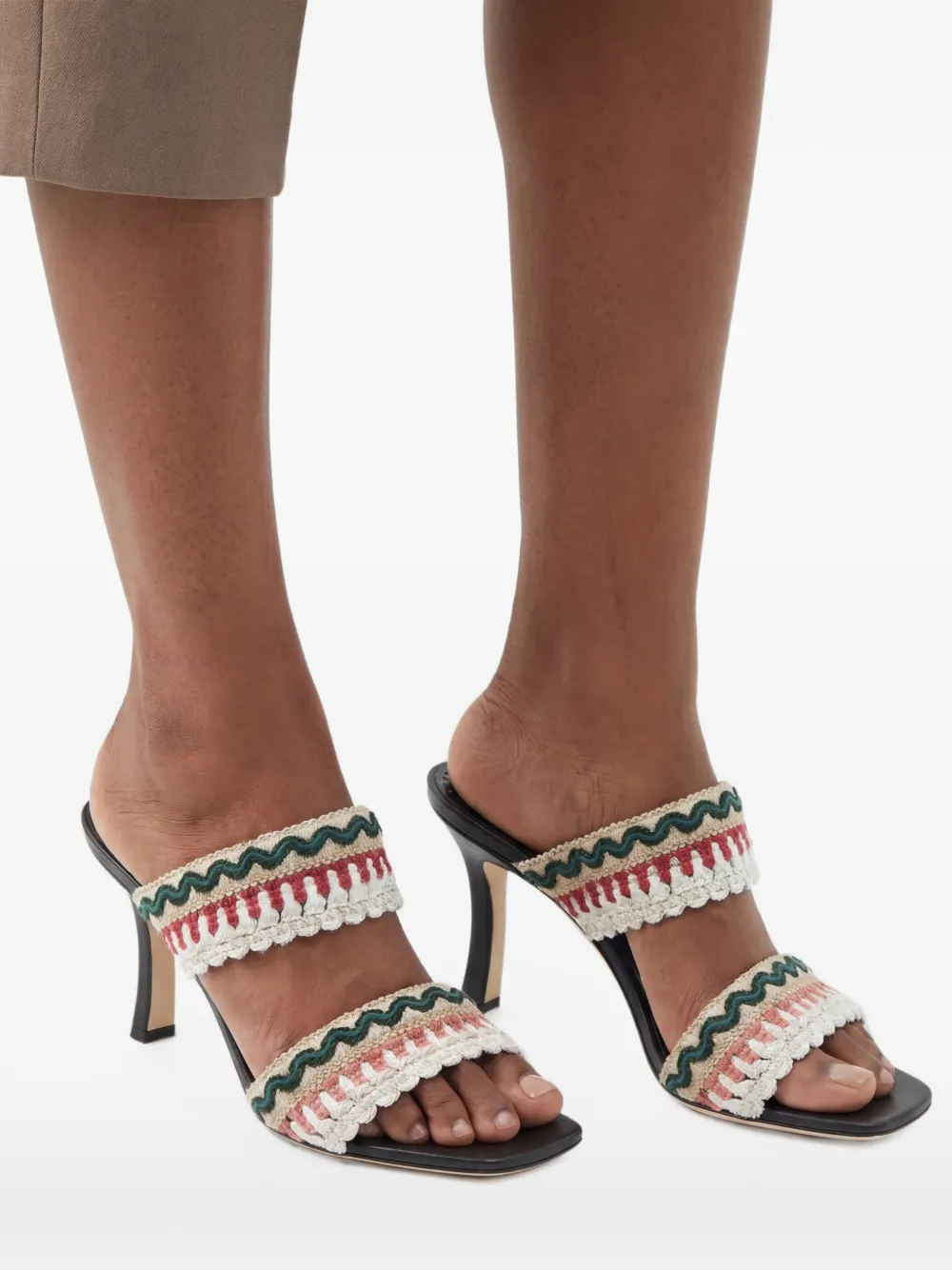 Manolo Blahnik 95 mm Mabecomu geweven sandalen Beige