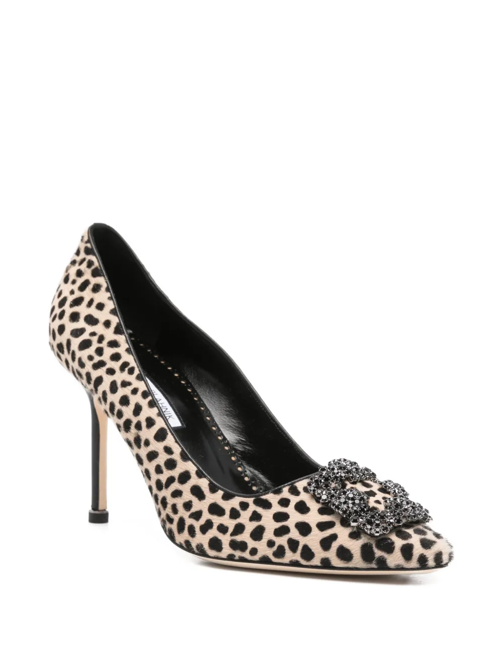 Manolo Blahnik Hangisi pumps Beige