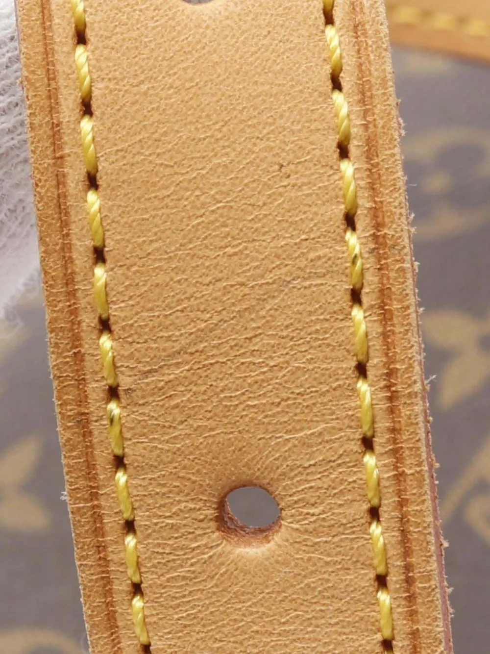 Pre-owned Louis Vuitton 2004 Monogram Croissant Pm Hobo Bag