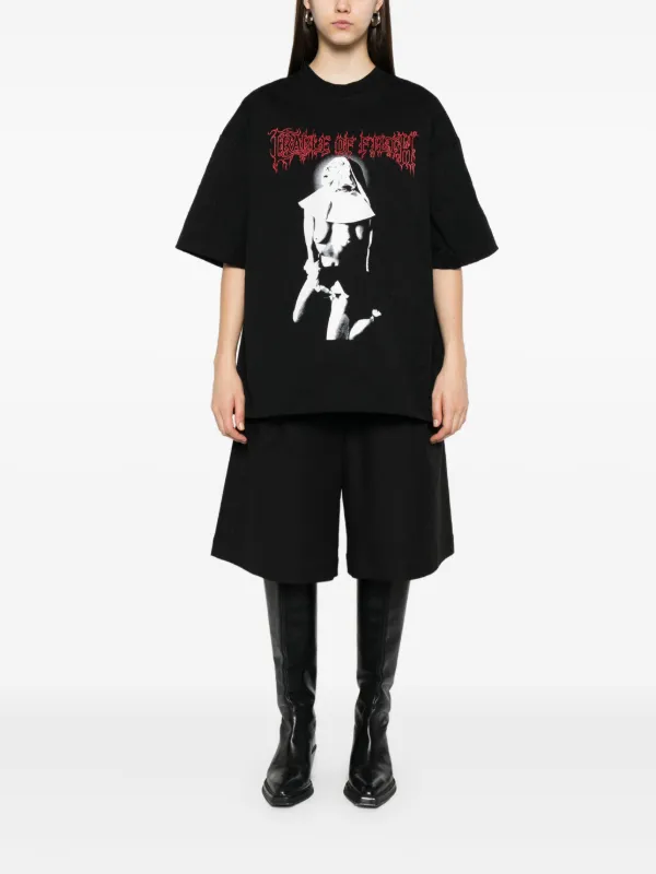 VETEMENTS photography-print T-shirt | Black | FARFETCH