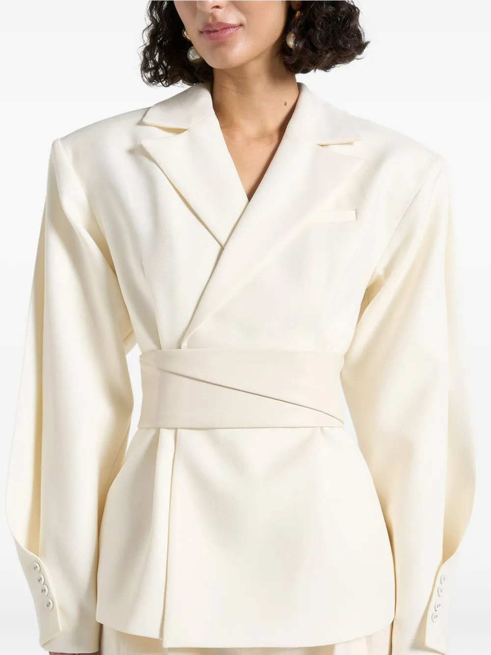 Manière De Voir Blazer met gedraaide mouwen en ceintuur Beige