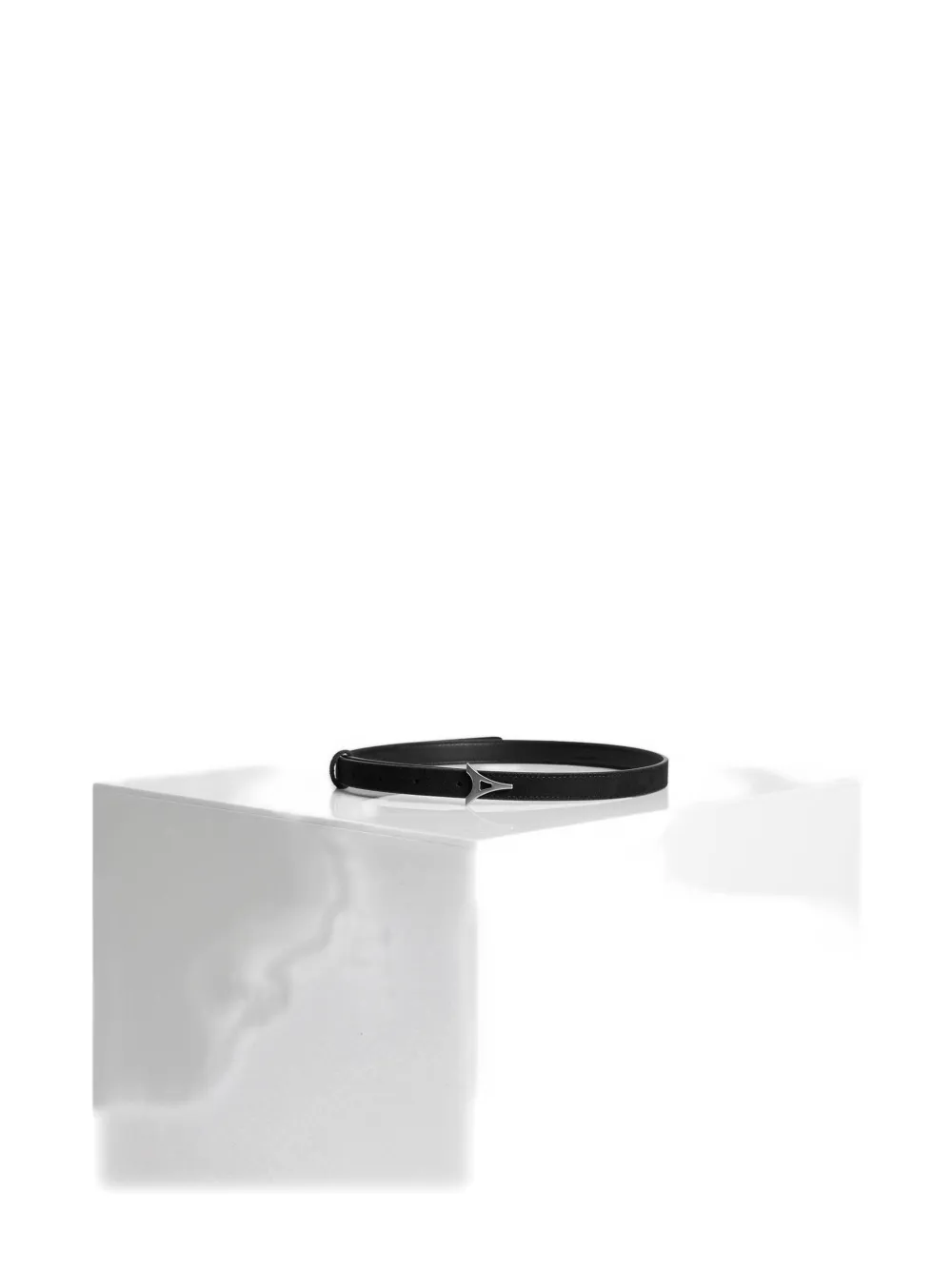 Manière De Voir Leonie Eiffel-buckle suede belt - Nero