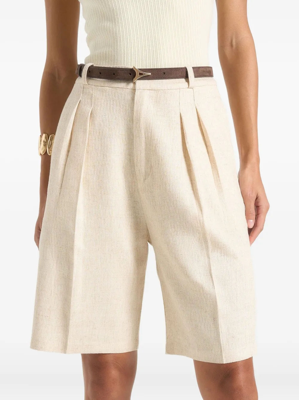 Manière De Voir Lorette linen shorts Beige