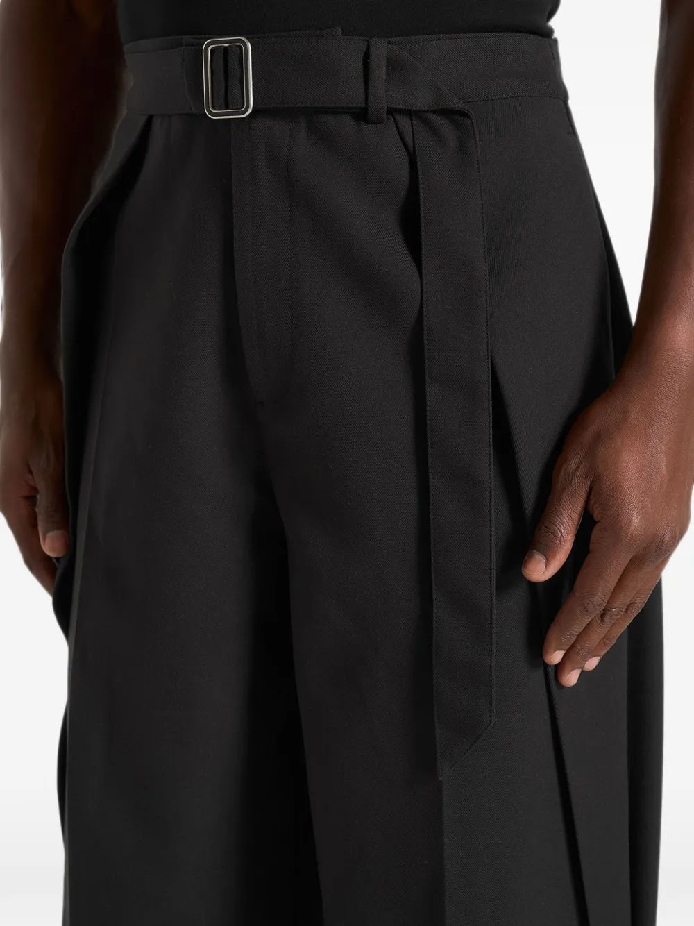 Manière De Voir Charles pantalon met gewikkelde pijpen Zwart