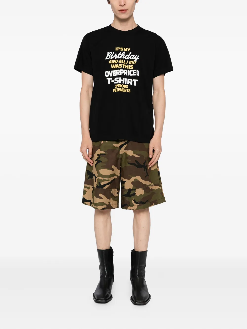 VETEMENTS graphic-printed T-shirt Zwart