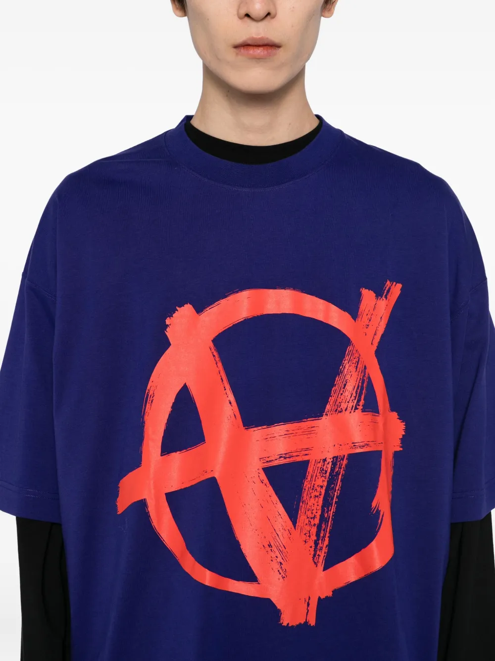 VETEMENTS graphic-printed T-shirt Blauw