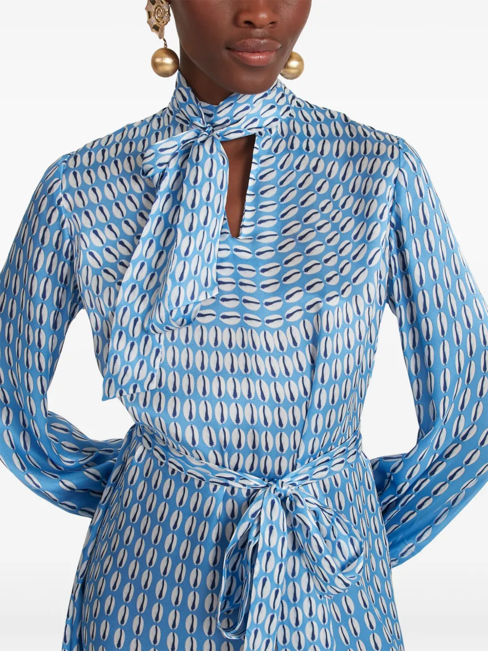 Temperley London Cowrie print tie-neck midi dress Blauw