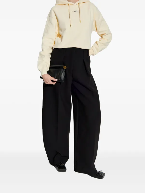 【Jacquemus】タイポロゴ パーカー Jacquemus ロゴ パーカー | ニュートラル | FARFETCH JP