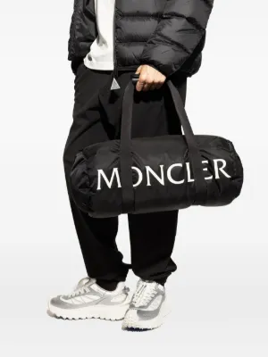 【Moncler】Tech ダッフルバッグ Moncler Tech Duffle Bag | Black | FARFETCH