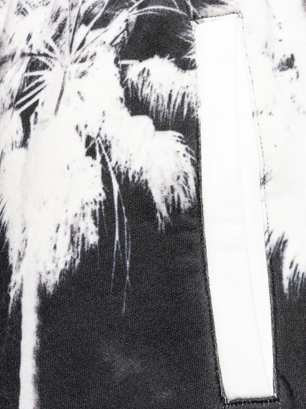 Palm Angels Shorts met palmboomprint en trekkoord Zwart