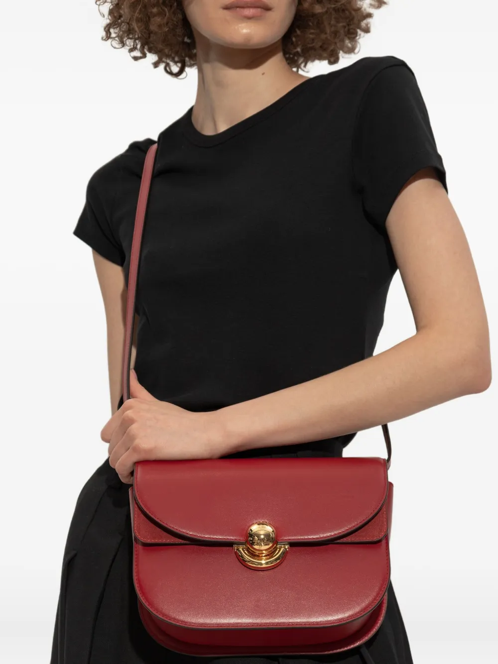 Furla Sfera kleine crossbodytas met gewelfde omslag Rood