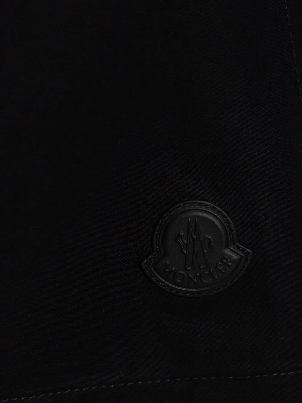 Moncler Midi-rok met knoopsluiting en ceintuur Zwart