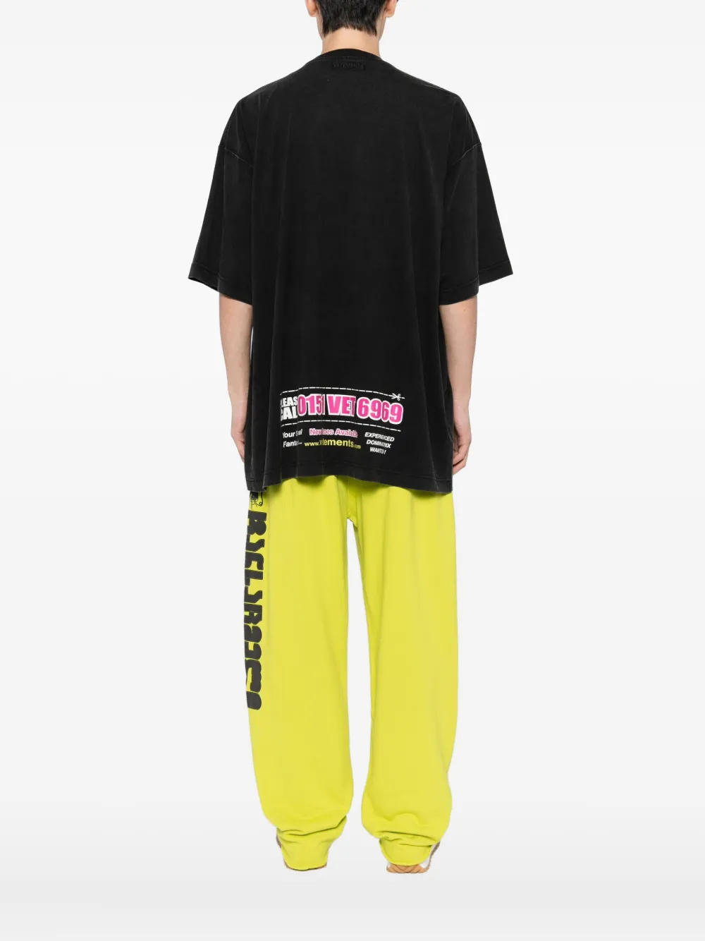 VETEMENTS graphic-printed T-shirt Zwart