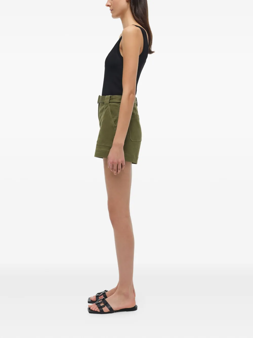 Simkhai Lourie shorts met ceintuur Groen
