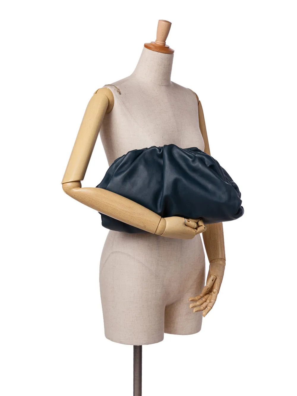 Bottega Veneta Pre-Owned 2012-2024 Lambskin The Pouch clutch bag | Pre-Owned | Image 2