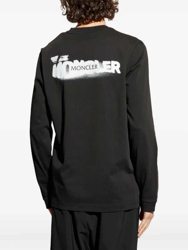 Moncler logo-patch long-sleeve T-shirt | Black | FARFETCH