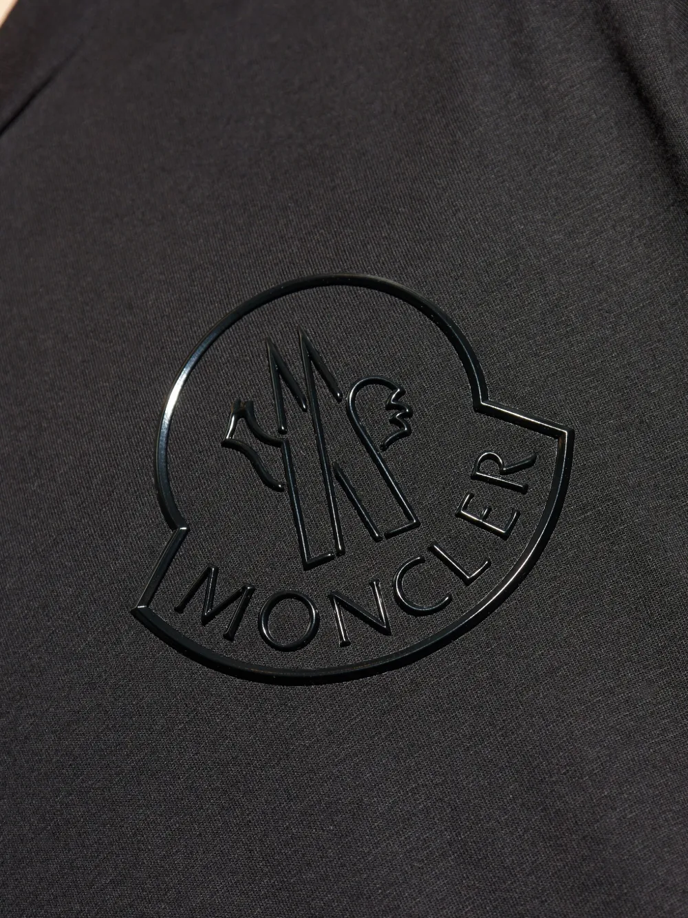 Moncler T-shirt met logo-reliëf Zwart