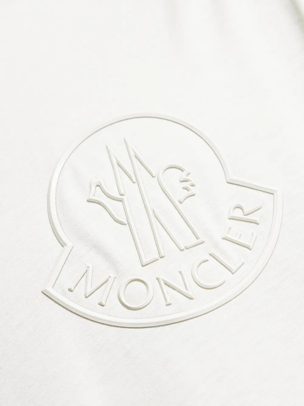 Moncler T-shirt met logo-reliëf Wit