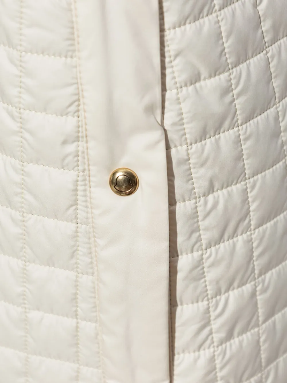 Moncler Gewatteerde midi-rok met knoopsluiting Beige
