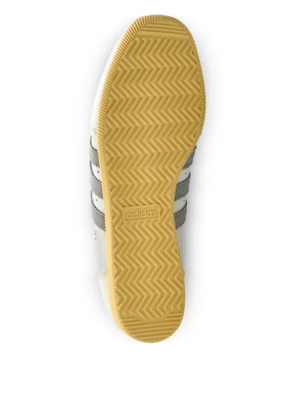 Adidas Japan Decon Leather three-stripe Sneakers | White | FARFETCH