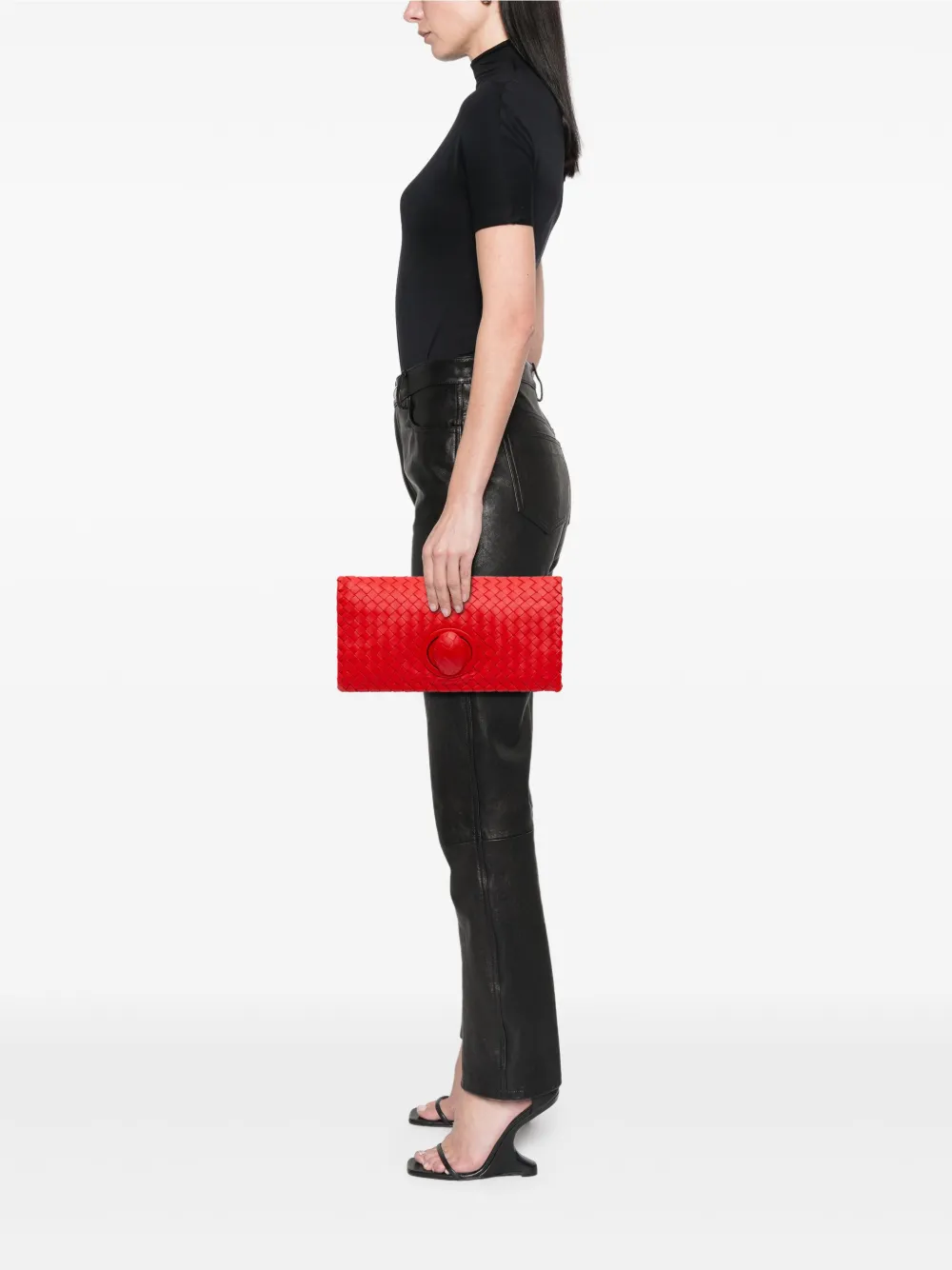 Bottega Veneta Pre-Owned 2012-2025 Nappa Intrecciato Turn Lock clutch bag | Pre-Owned | Image 2