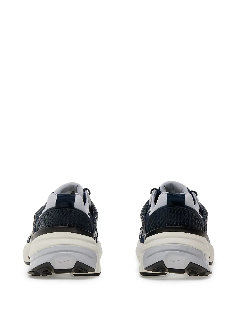 Nike V2K Run metallic sneakers | Low-Tops | Image 2