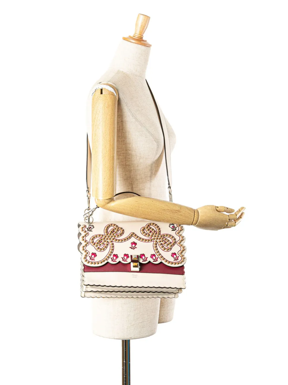 Fendi Pre-Owned 2010-2025 Medium Vitello Liberty Lucido Flowers and Bows Scalloped Studded Kan I satchel | Pre-Owned | Image 2